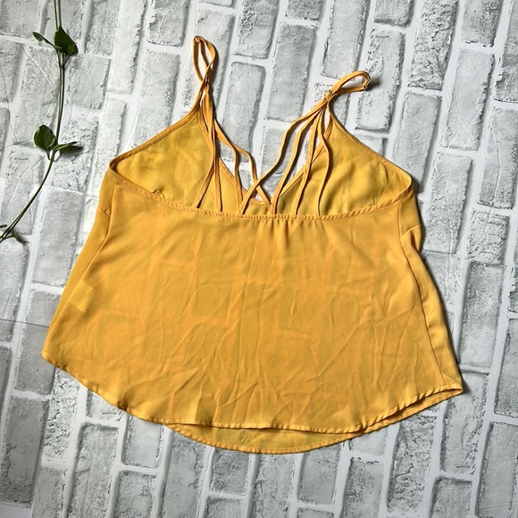 LUSH | SHEER BACK CROSS CAMISOLE - Picture 4 of 7